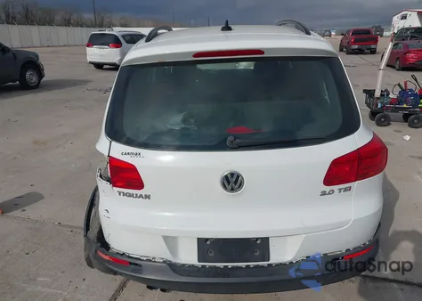 2015 Volkswagen Tiguan S z USA, uszkodzony, nr VIN WVGAV7AX9FW529569